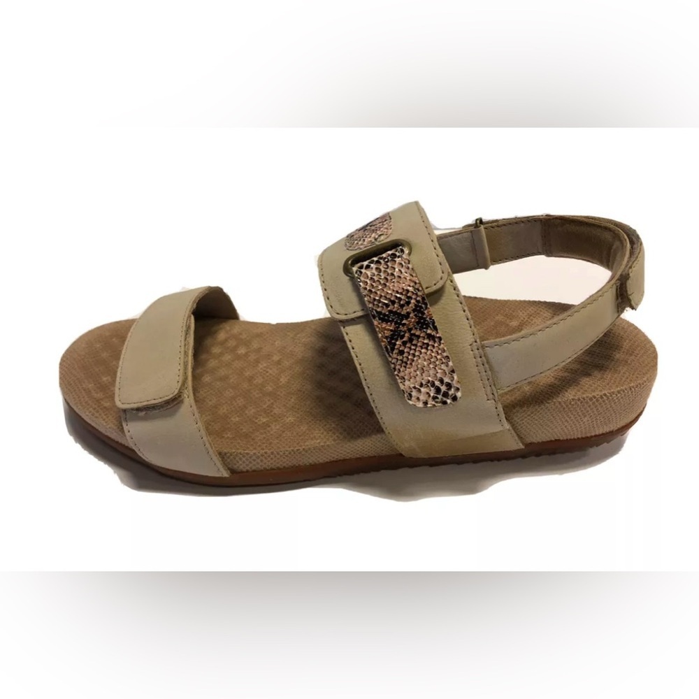 SoftWalk, Bimmer Strappy Sandals, Women’s Size 7.5 Wide